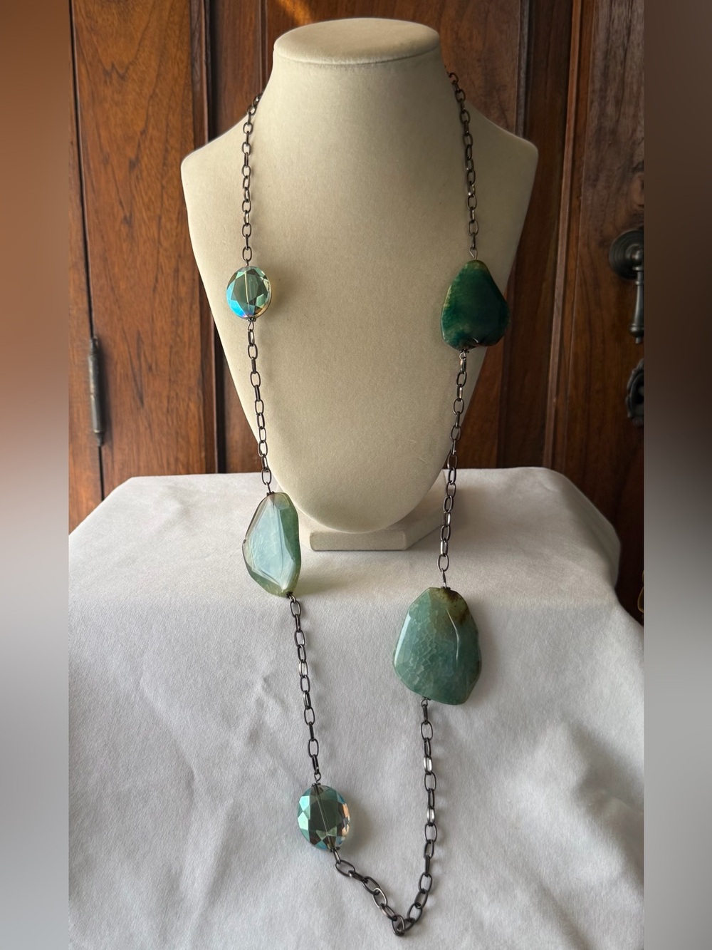 Long Green Agate Stone Statement Necklace Iridescent Crystal Gunmetal
